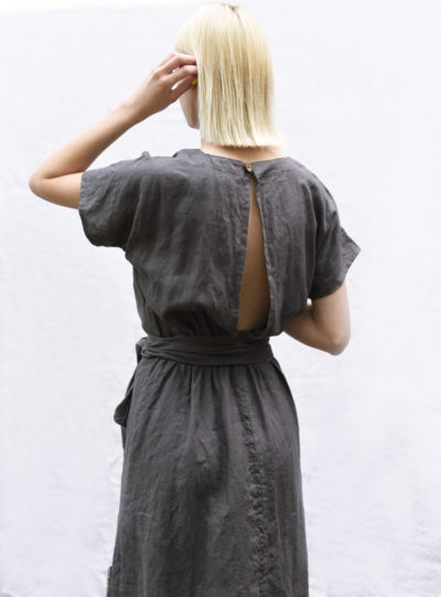 lniana sukienka z paskiem