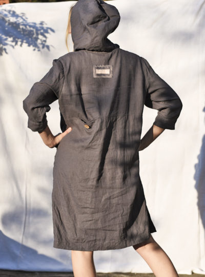 lniana sukienka z kapturem