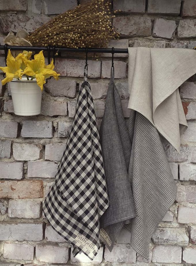 Komplet czterech lnianych ściereczek – Światła z Pola