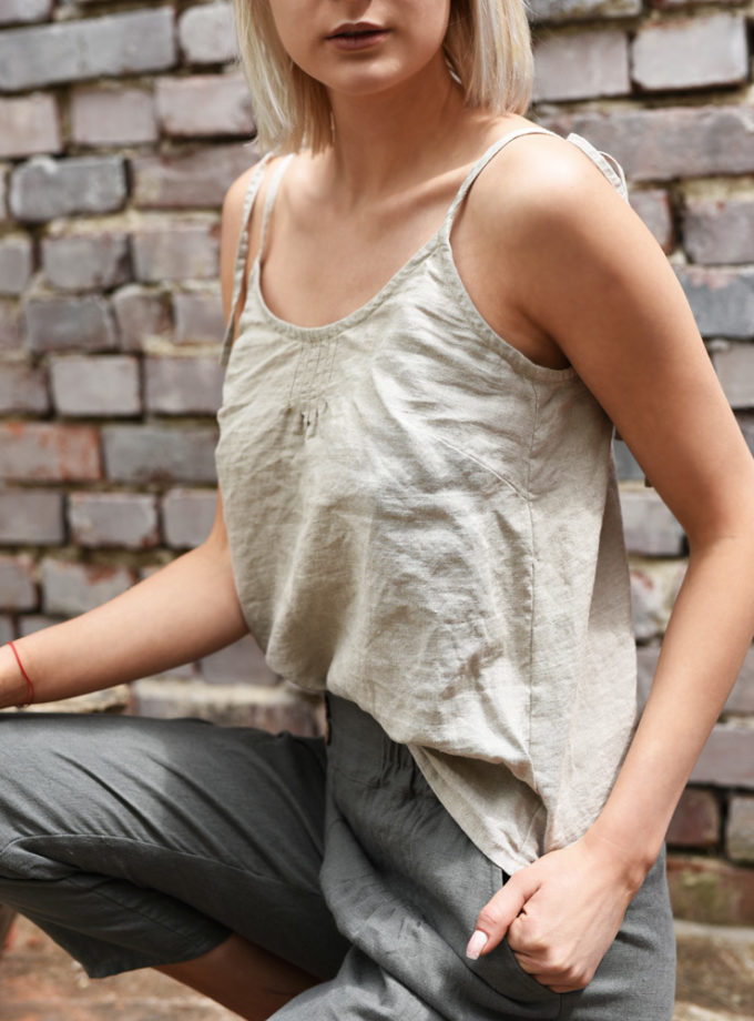Lniana koszulka na ramiączkach Nel