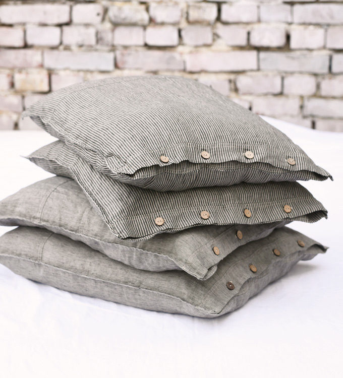 Autorska kolekcja Dziki Sen - lniane poszewki - brzozowe paski