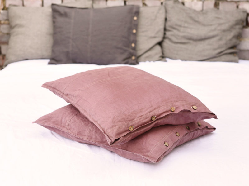 Autorska kolekcja Dziki Sen – lniane poszewki – leśny wrzos