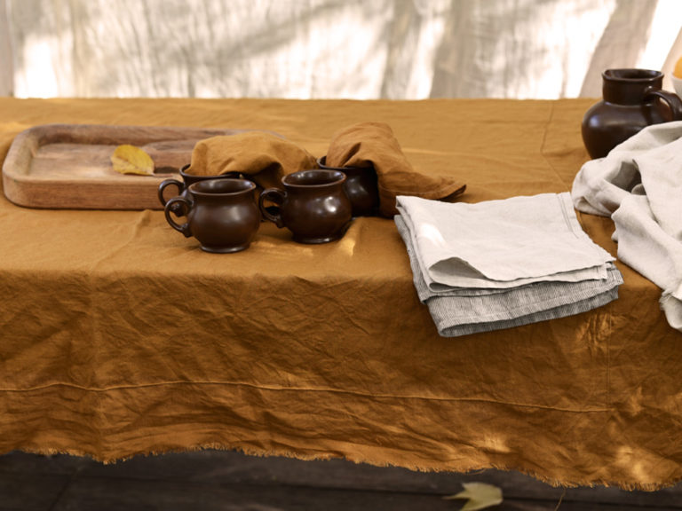 obrus z lnu do jadalni