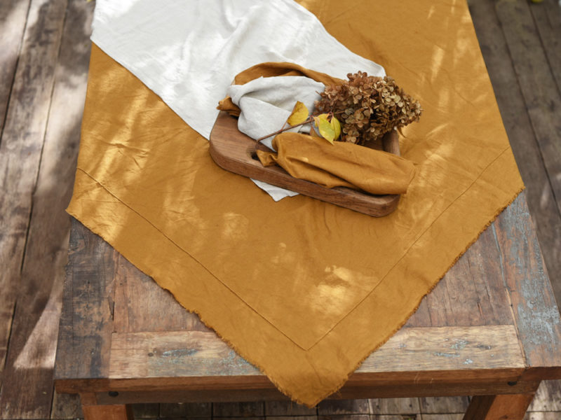 .Lniany obrus Dzikie Pola – pole kukurydzy