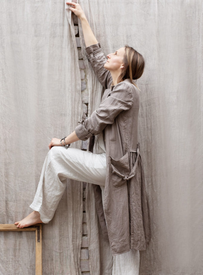 Lniany długi płaszcz Miejskie Pole