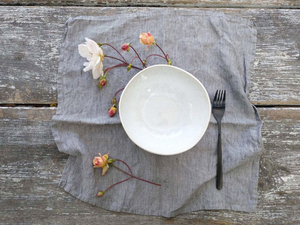 lniane serwety na stół