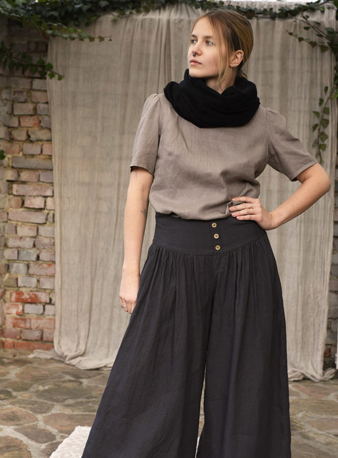 Lniana bluzka Nude z krótkim marszczonym rękawem