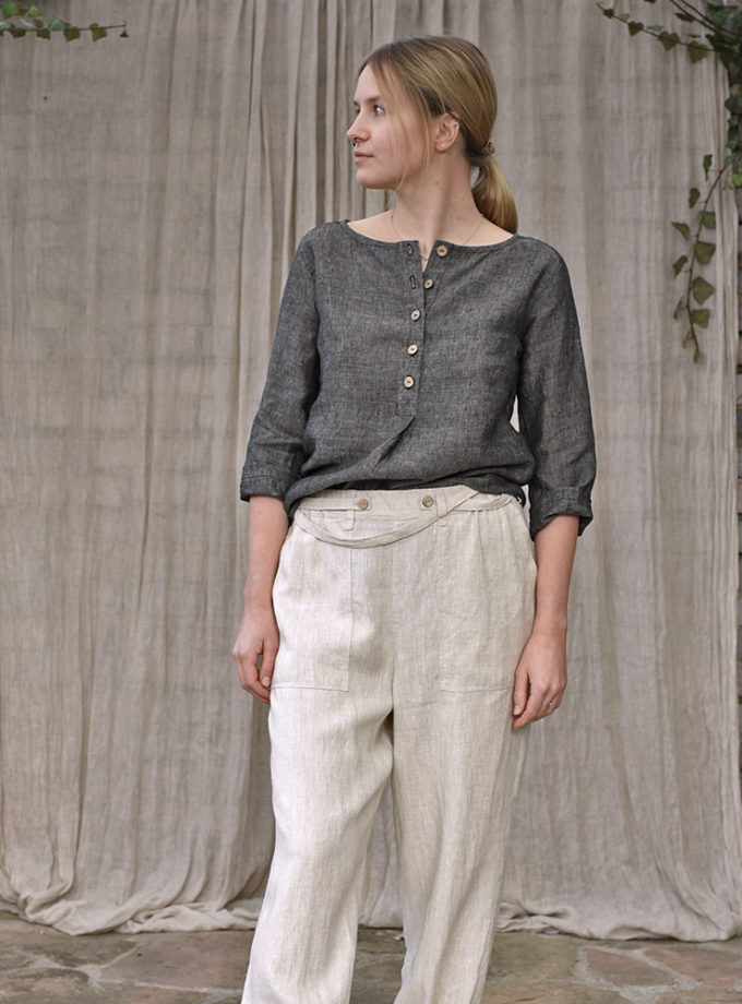 Lniane szerokie spodnie ze ściągaczami i z dużymi kieszeniami