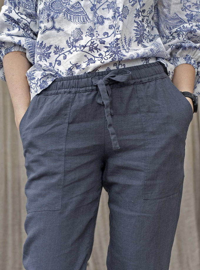 Lniane spodnie z wiązaniem i kieszeniami 'Na Guzik i Wiatr