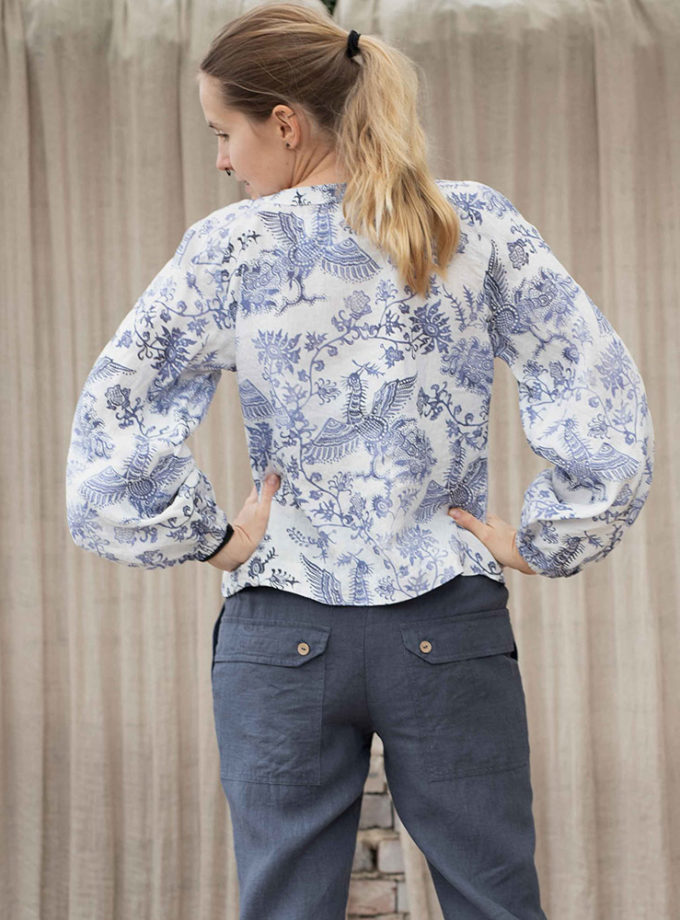 Lniane spodnie z wiązaniem i kieszeniami 'Na Guzik i Wiatr