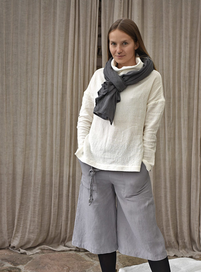 Golf z naturalnej krepy lnianej – kremowa Mgła Świtu