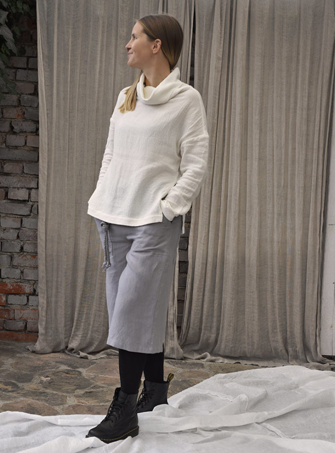 Golf z naturalnej krepy lnianej – kremowa Mgła Świtu