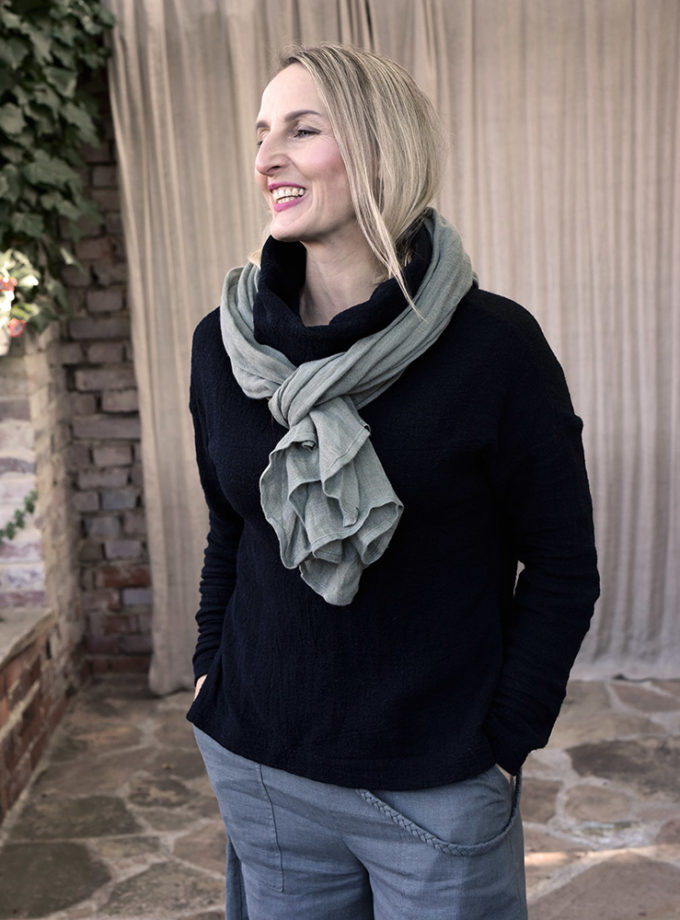 Lniany długi szalik z mgiełki lnianej– Zielona Łąka