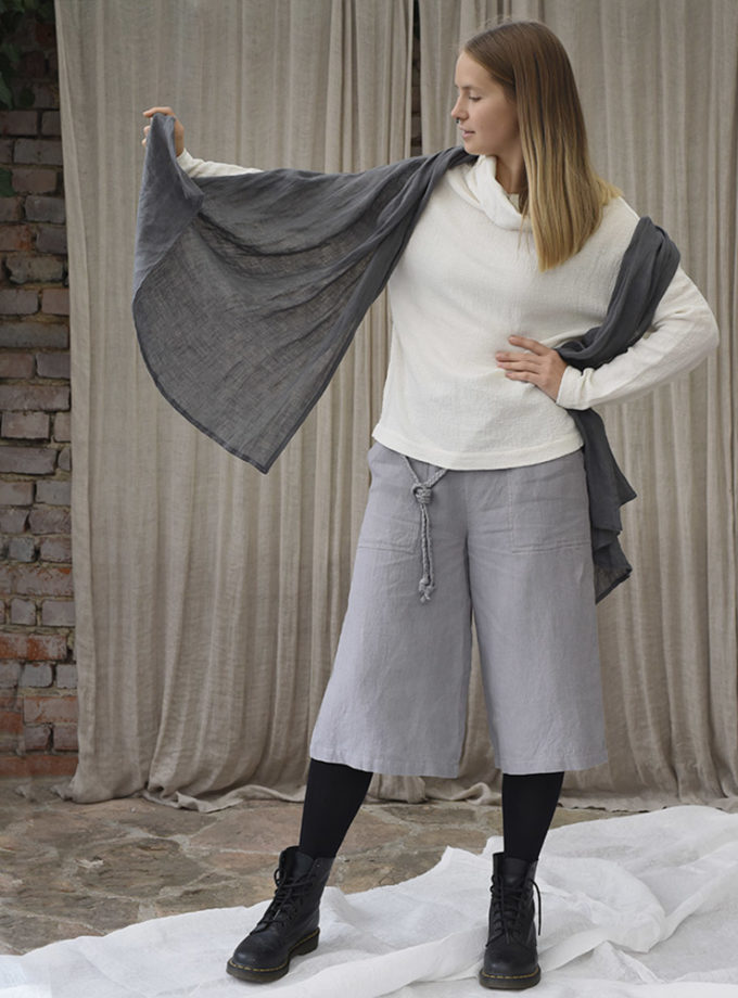 Lniany lekki szal z mgiełki lnianej - Grafitowe Pole