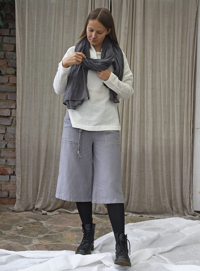 Lniany lekki szal z mgiełki lnianej - Grafitowe Pole