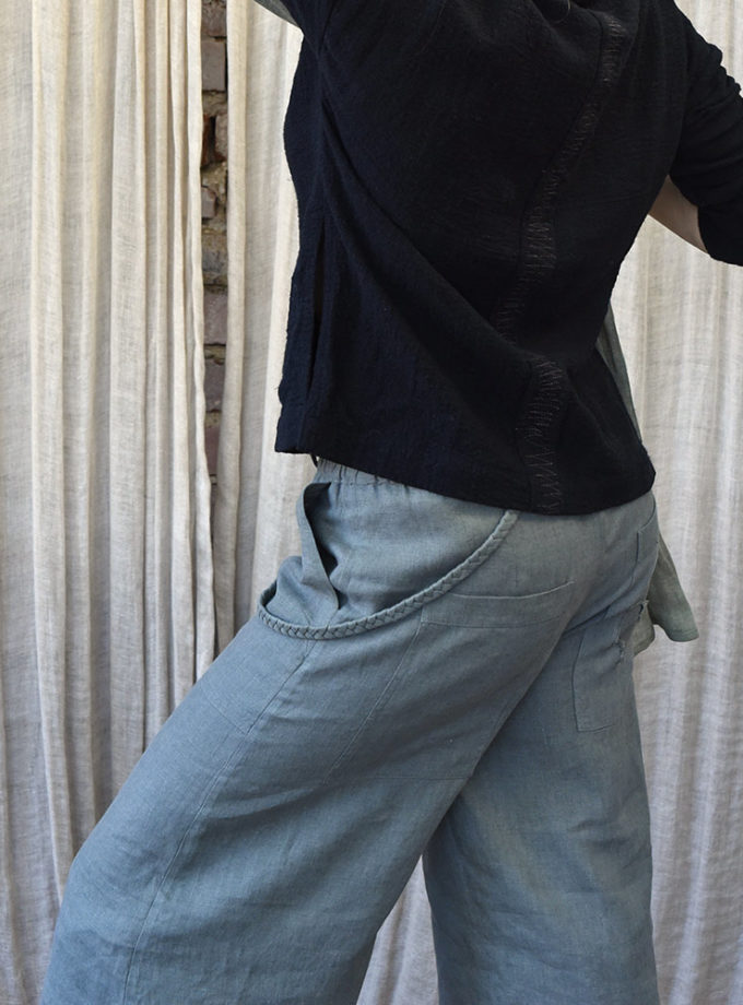 Lniane bermudy damskie w szarej zieleni - Polny Warkocz