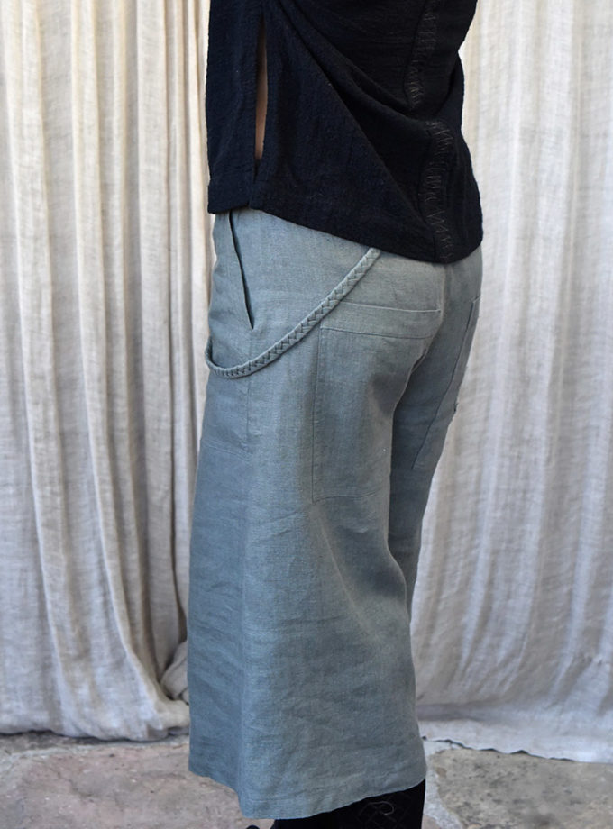 Lniane bermudy damskie w szarej zieleni - Polny Warkocz